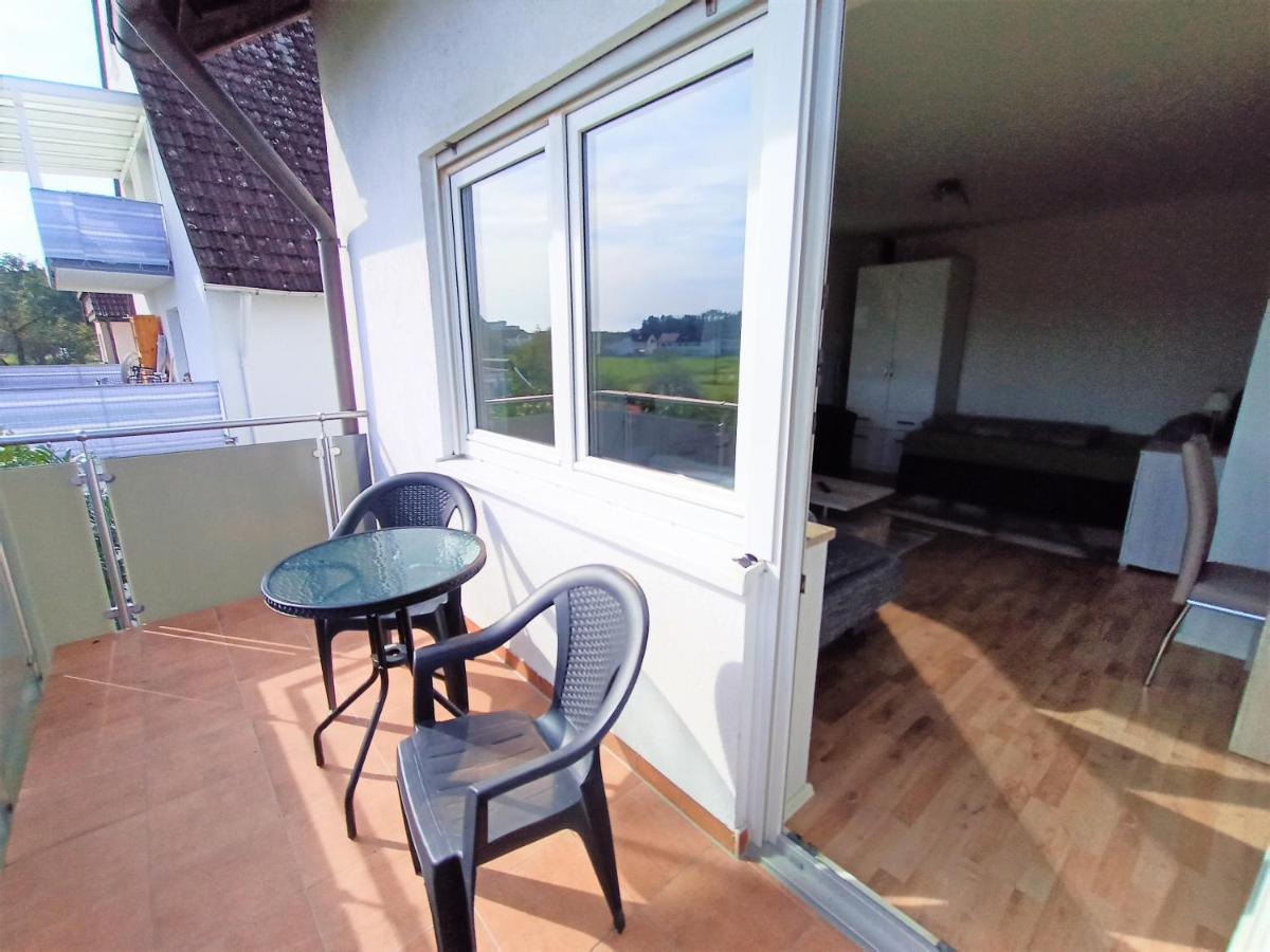 Bodensee Apartments Friedrichshafen Schnetzenhausen Exteriör bild